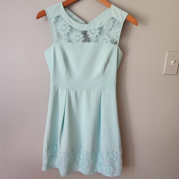 Marineblu Mint Blue Green Daisy Lace Pleated Sleeveless Dress - Picture 1 of 8